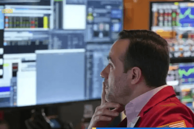 Will tomorrow bring an interest rate cut or rain? This crucial week will determine August's ups and downs.