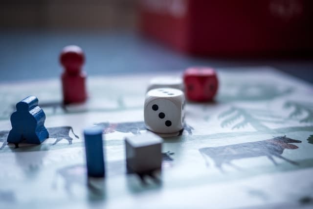 The "Singularity Moment" of perp DEX: Why can Hyperliquid kick open the door to on-chain derivatives?