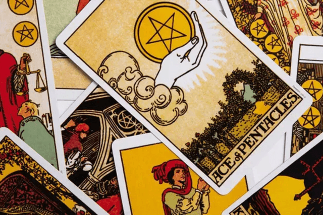 When Saturn Retrograde Meets Bitcoin: The Collective Healing Behind the Cryptocurrency Mystic Craze