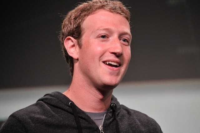 Zuckerberg is Really Anxious: Unable to Acquire OpenAI's Geniuses, He Settles for Buying the Outdated 'AI Lobster'