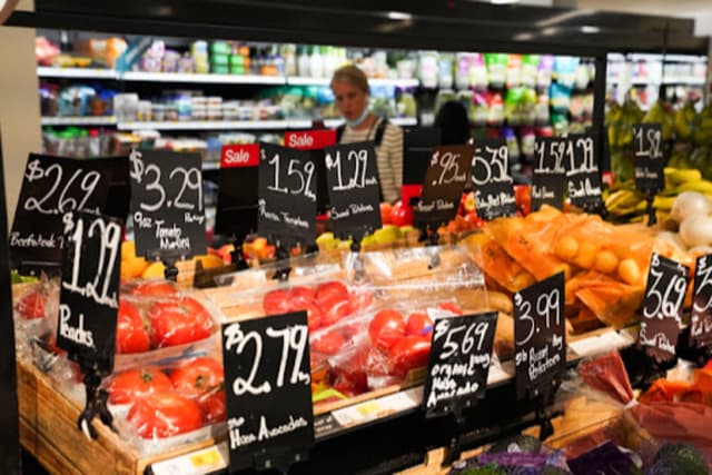 $700 Billion Pouring into AI, Americans Are First to Taste the Bitter Fruit of Inflation