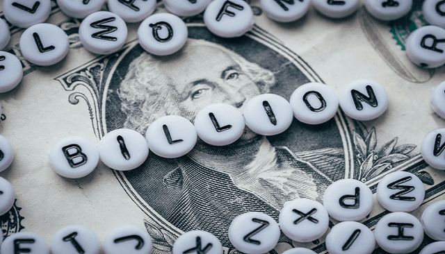 What DeFi "Locked" $1 Billion Means for the Crypto Industry