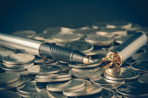 Does Stablecoin DAI Need Negative Interest Rates?