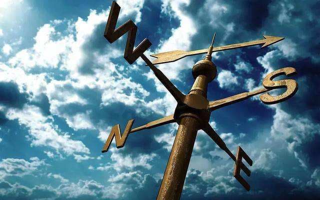 ETH Analysis: The lower track of the daily line is about to break, everyone please pay attention to the coming of the waterfall