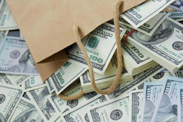 The spot trading volume is 13.9 billion US dollars, the spring of copycats is coming?