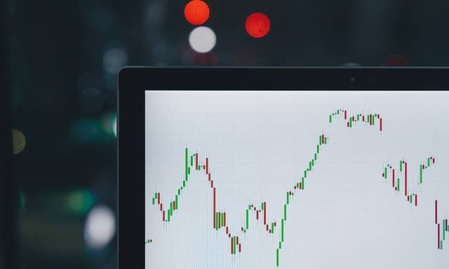 Grayscale Ethereum Trust was approved by the SEC, and Aave raised another $25 million. Is the market going to come back?