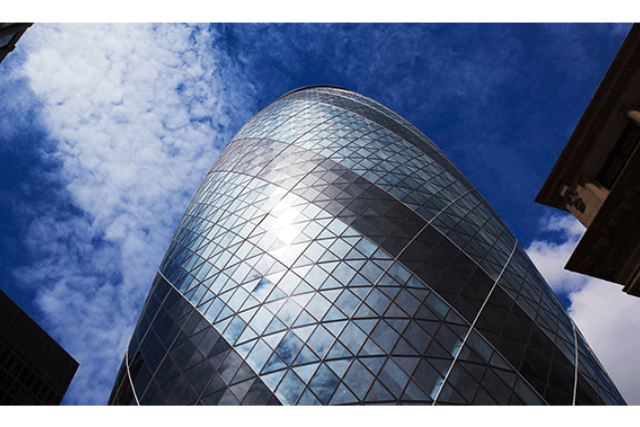The bull market is still there, and the concentration of funds to the head is a global law