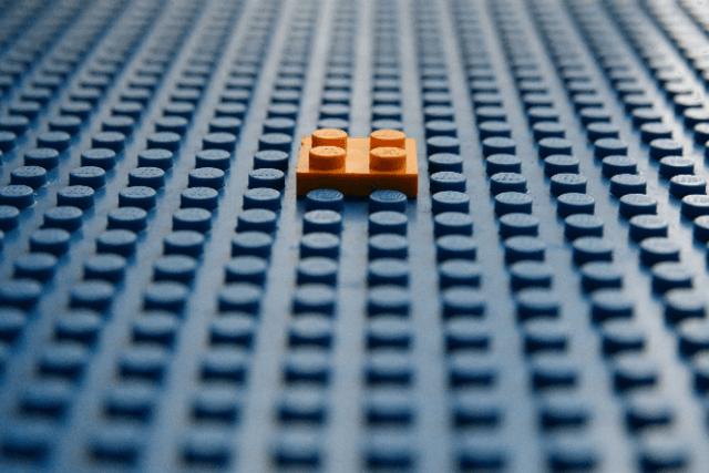 In a falling market, which AI tokens are worth paying attention to?