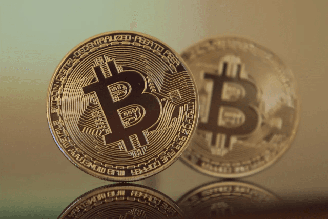 July Crypto Market Review: ETH ETF launch failed, SOL rose against the trend, XRP led the July increase