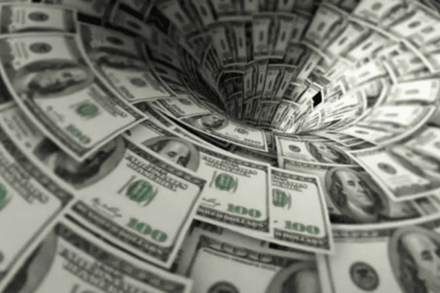 Airwallex CEO questions the value foundation of stablecoins: Are the vested interests representing the "old forces" panicking?