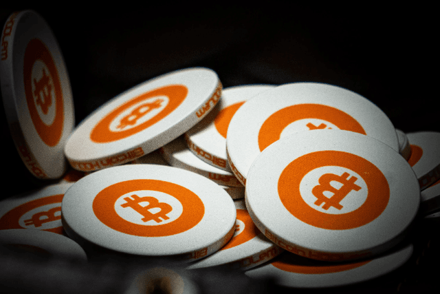 Ethereum hits $4,000, with multiple altcoins reaching new highs. What will be the future trend?