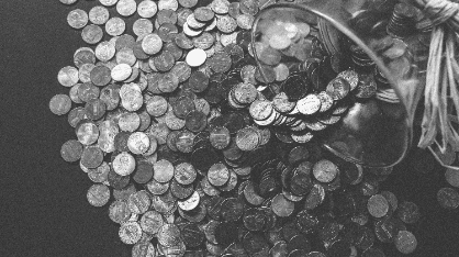 Analysis of Value Attack: For a set of 7.4 million US dollars, hackers loaned 150 million US dollars