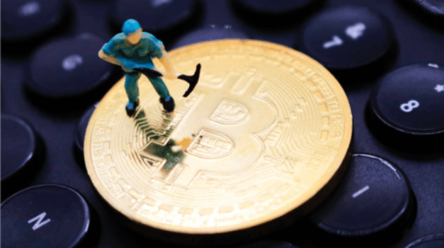 Bitcoin miners now earn 1 BTC per block in fees