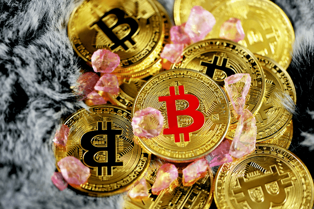 Arthur Hayes新文：近年來宏觀經濟預測正確率僅25%，但加密投資仍在獲利