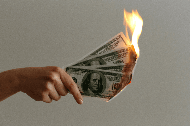 WSJ: Behind the Bitcoin craze, the risks of MicroStrategy stock leverage are gradually emerging