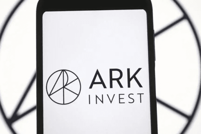 加碼Coinbase、減持Block，ARK Invest看多比特幣？