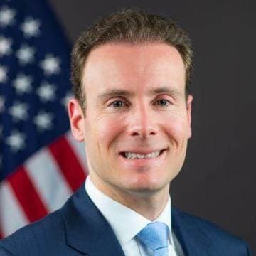 CFTC新掌門人獨挑大樑:Michael Selig Sworn如何平衡加密創新與監管?