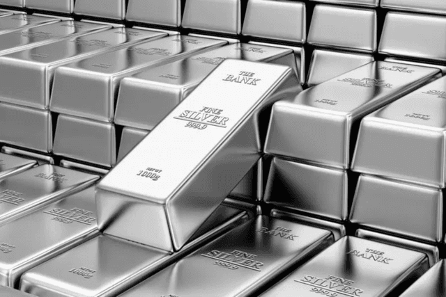 白銀狂飆:10天暴漲25%,現在該追還是該跑?