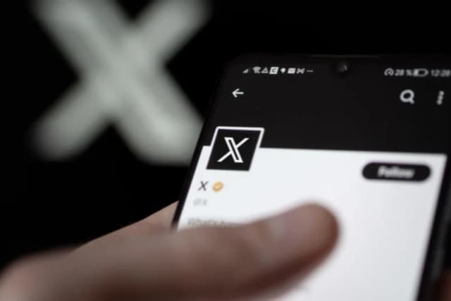 X重拳出击:首次发币推文将被自动锁定,需验证身份方可解锁