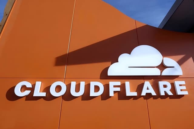 ChatGPT、Claude、Grokが一斉にダウン、なぜみんなCloudflareを疑うのか?