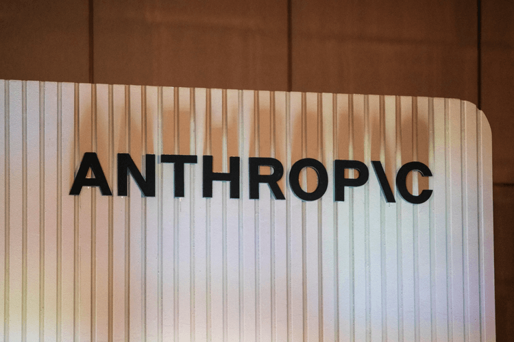 年商45.9億ドル、評価額2兆ドル——Anthropic、史上最高額IPOへ突き進む