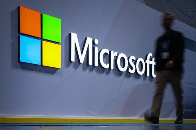 input content is : 财报公布前夕,微软将6万员工纳入自愿离职名单